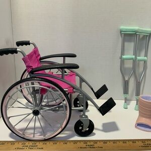Our Generation OG Wheelchair Crutches Cast for 18“ Dolls